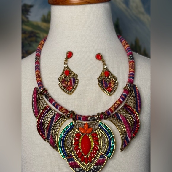 Handmade Bohemian Tribal Chunky Colorful Statement Necklace and Earring Set - Picture 4 of 8
